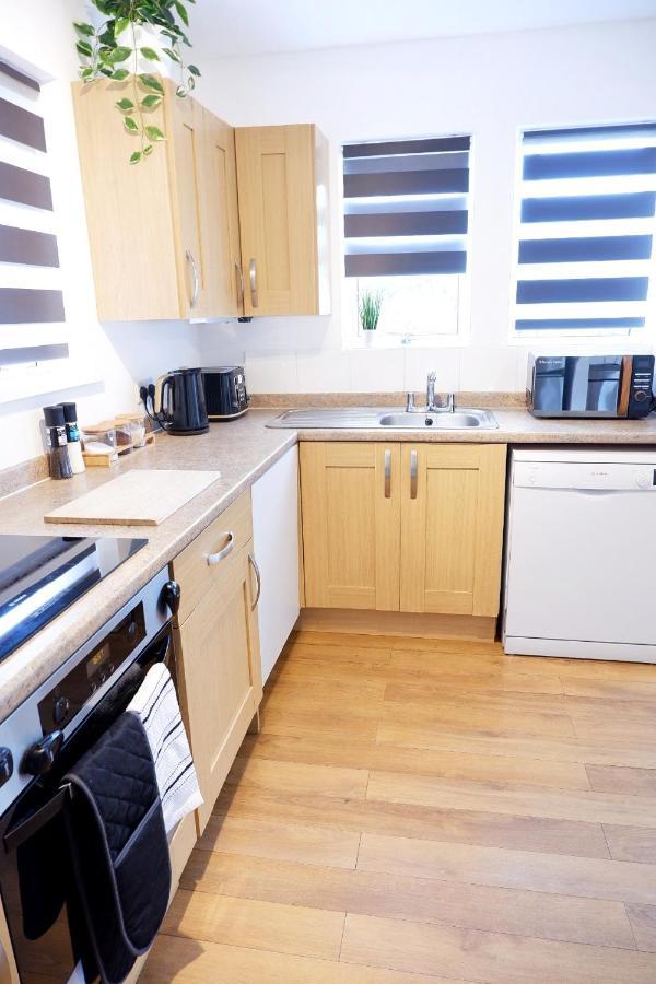 Comfortable And Cozy 4-Bedroom House Near The Hospital CBG Exterior foto